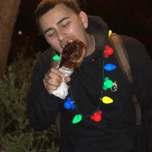 Meet your Posher, Sabas